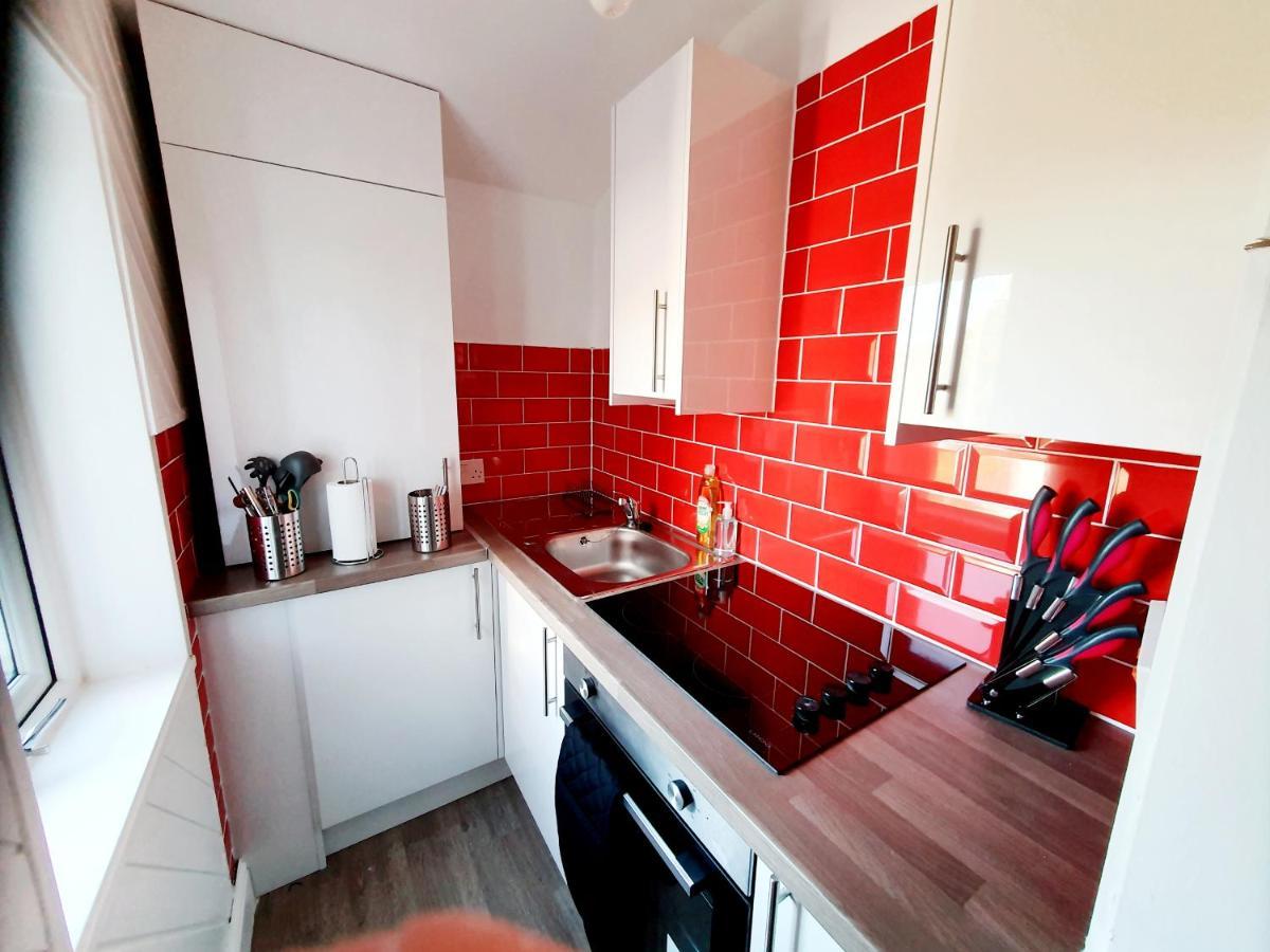 Station Apartment Bellshill Bagian luar foto