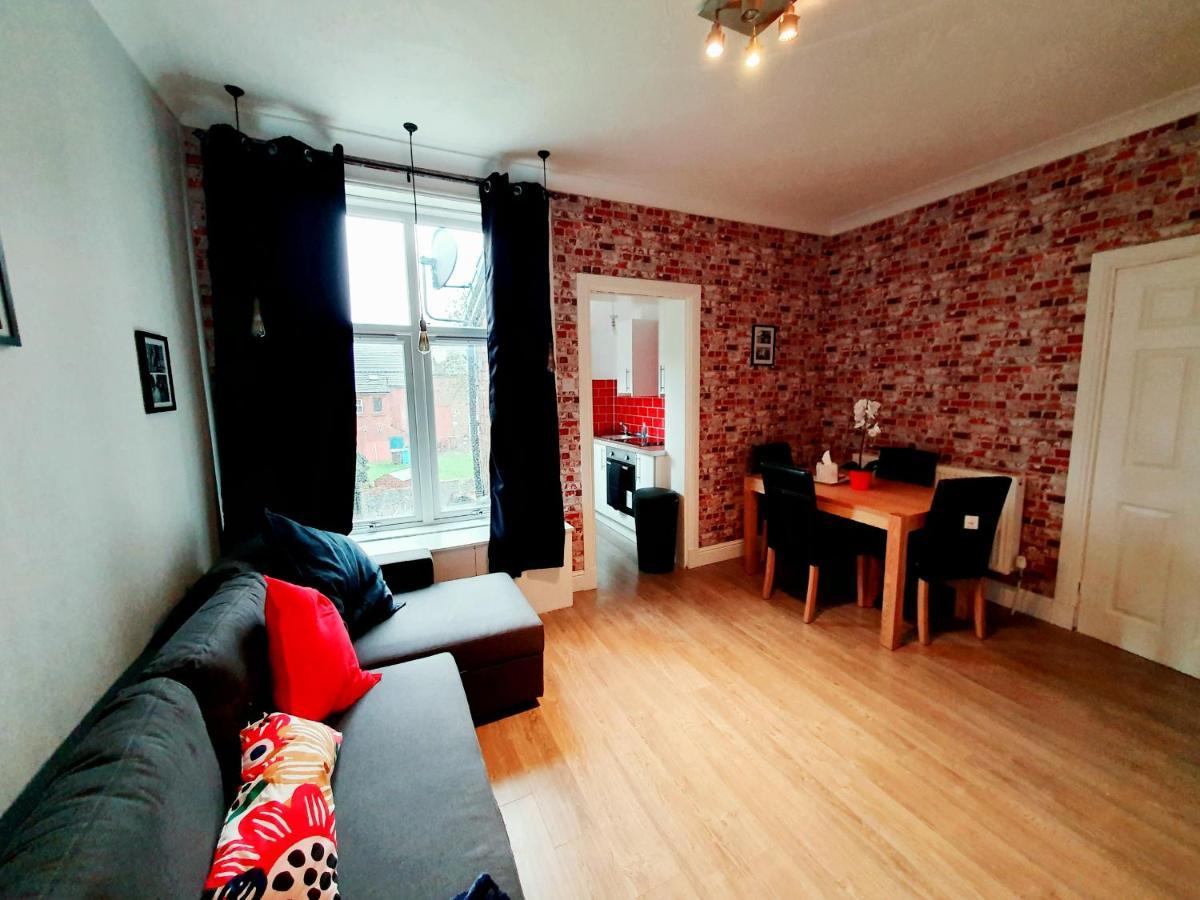 Station Apartment Bellshill Bagian luar foto