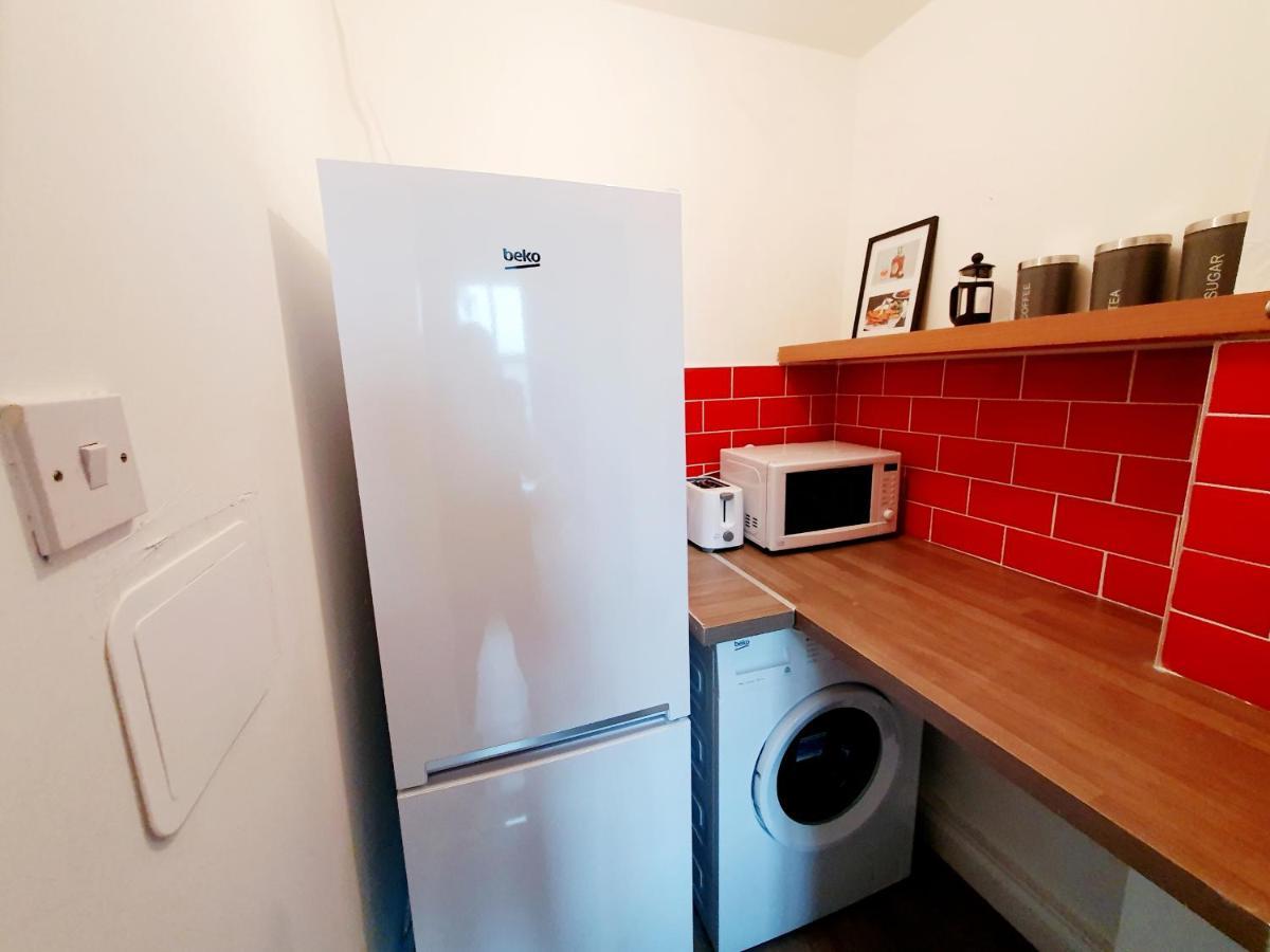 Station Apartment Bellshill Bagian luar foto